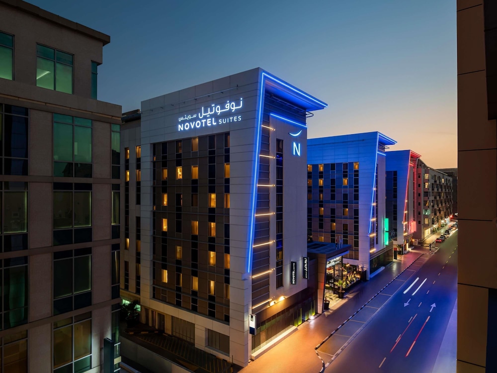 Novotel Suites Mall Avenue Dubai 1/49