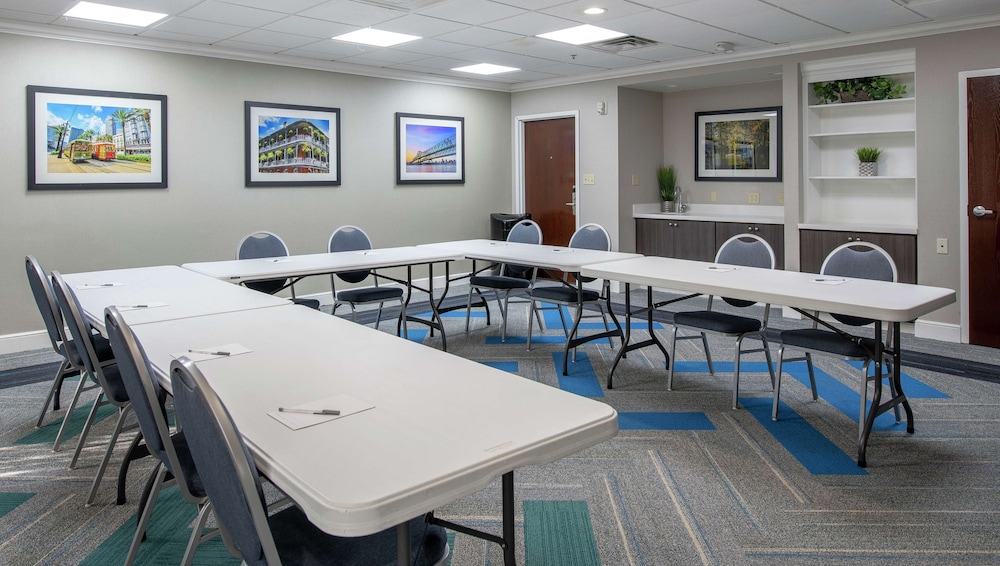 Hampton Inn And Suites Lafayette 33/38