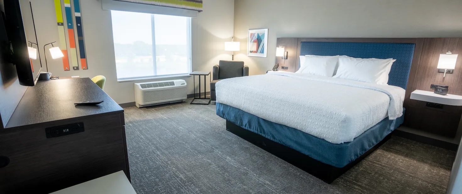 STUDIO, SUITE, KING BED, ACCESSIBLE