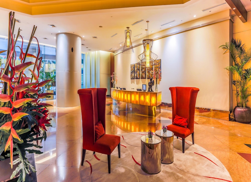 Discovery Suites 44/51