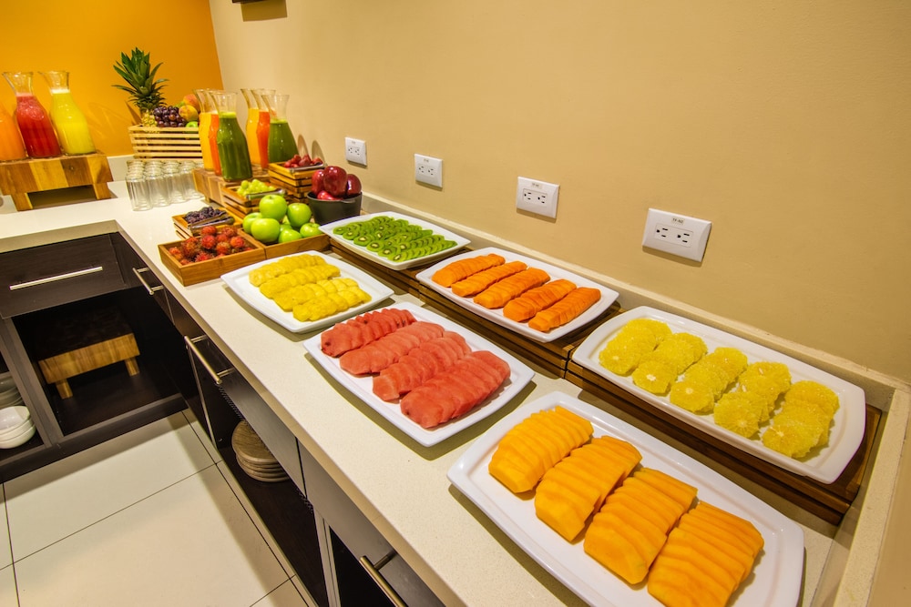 Latam Hotel Plaza Pradera Quetzaltenango 9/47