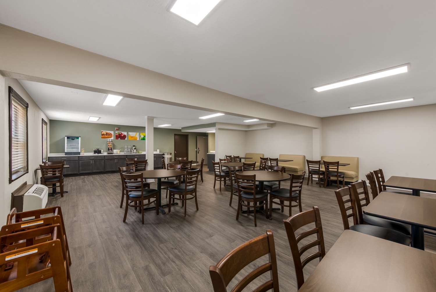 Quality Inn Saint Louis Airport 30/43