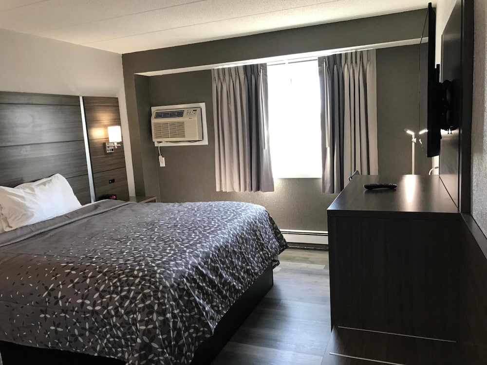 Americas Best Value Inn Clearwater 10/29