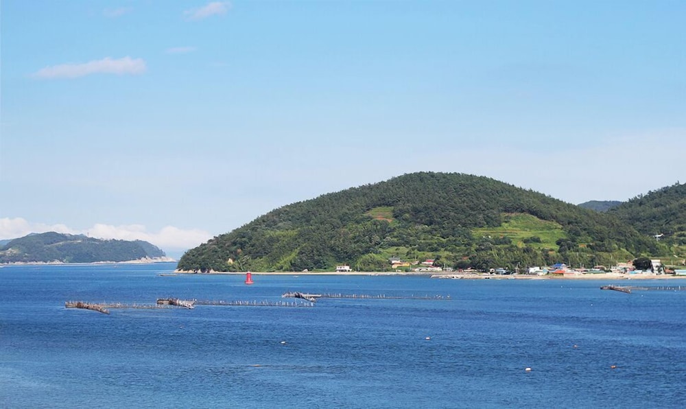 Namhae 1 Night 2 Days Pension 13/20