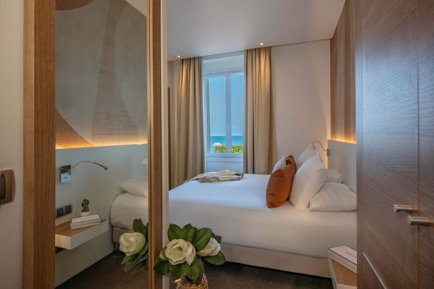 غرفة بسرير مزدوج أو سريرين منفصلين بإطلالة على البحر، Best Western Premier Hotel Prince De Galles 6/7