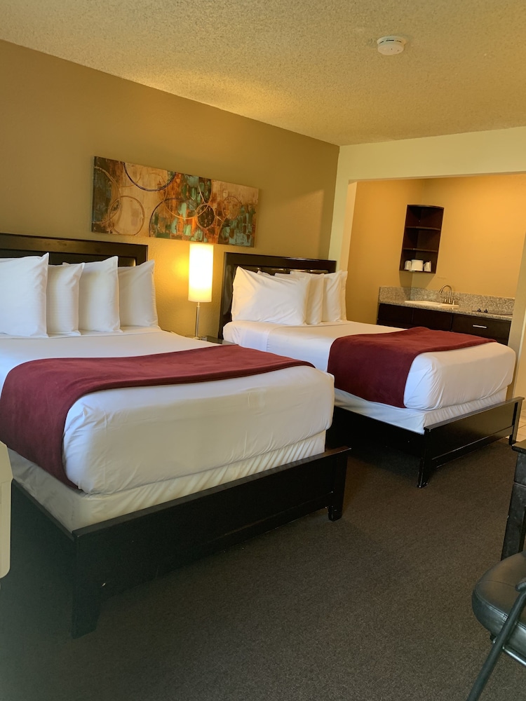 California Suites 21/55