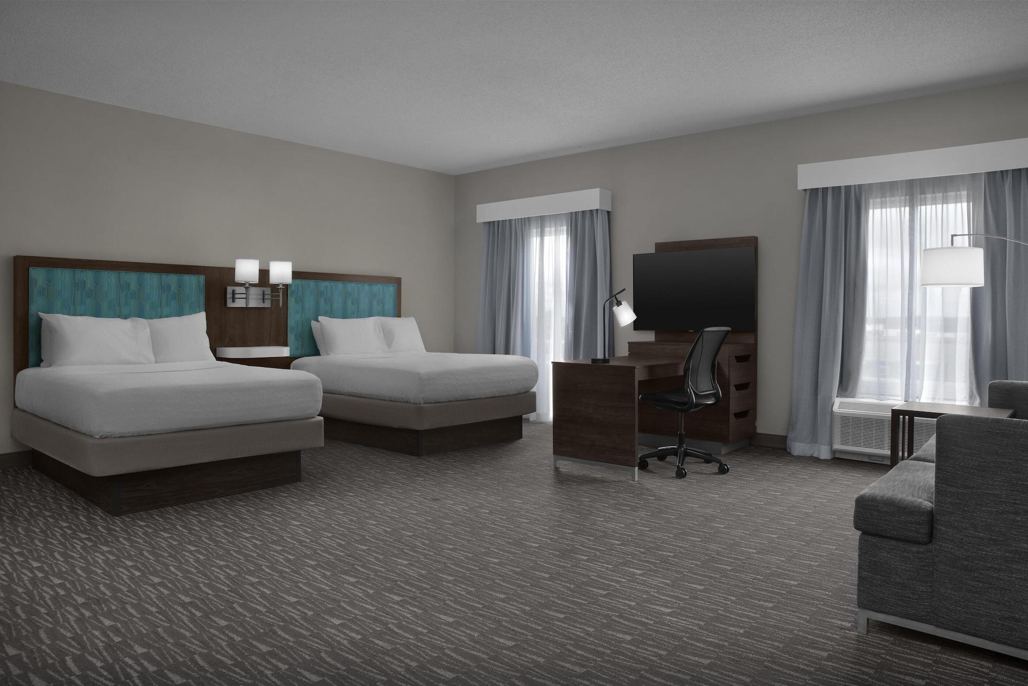 Studio, Multiple Beds