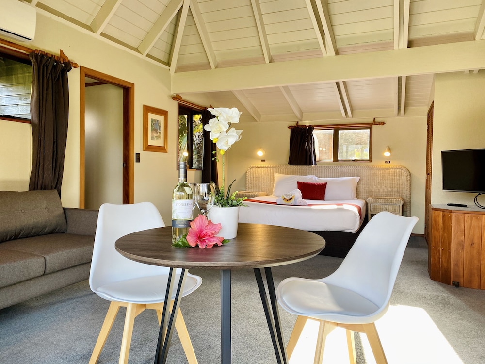 Pacific Harbour Villas(FORMERLY Pacific Harbour Lodge) 44/66