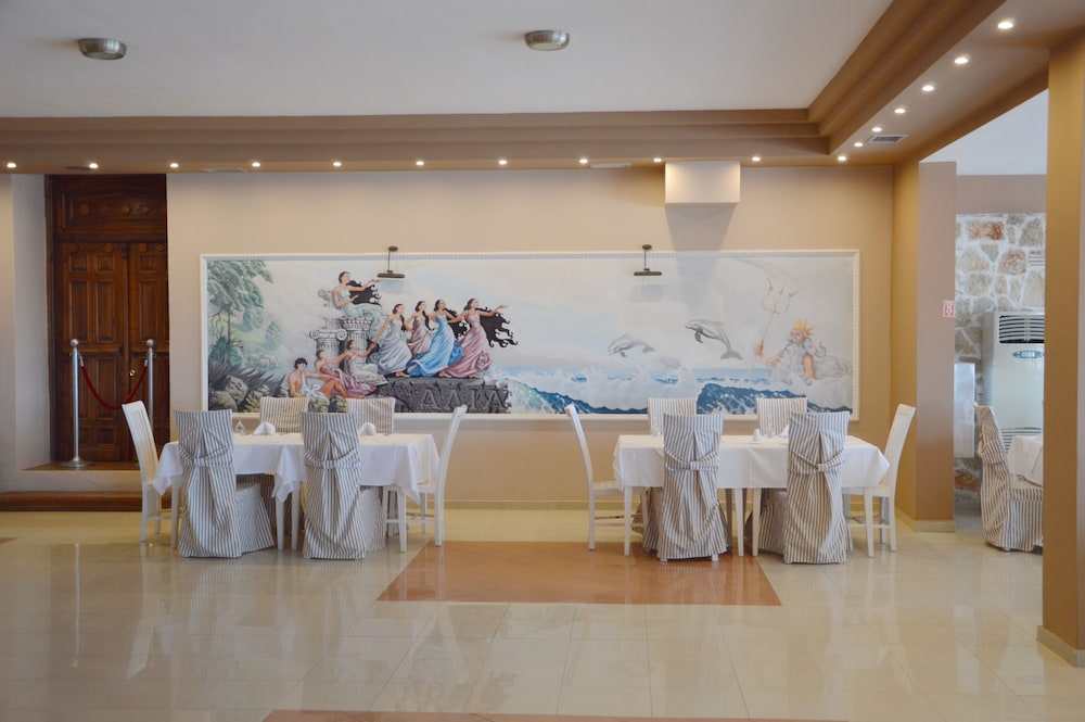 Alia Palace - Adults Only 33/50