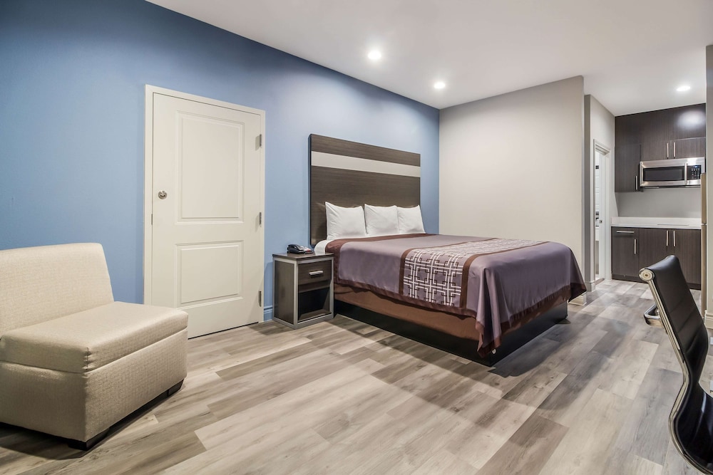 Studio6 Deer Park, TX 18/34