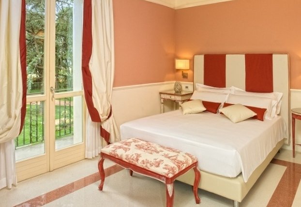 RELAIS VILLA VALFIORE 11/55