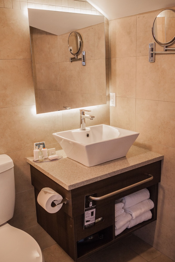 Hotel Montfort Nicolet 35/36
