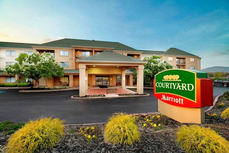 Courtyard By Marriott State College 4/39
