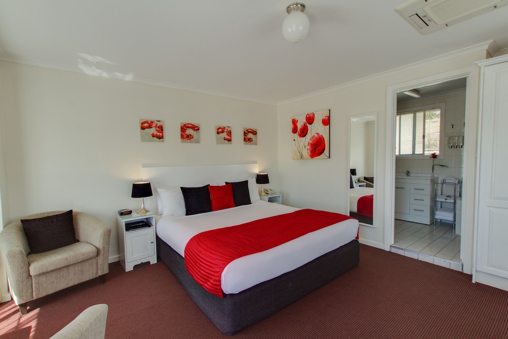CLARE VALLEY MOTEL 16/62