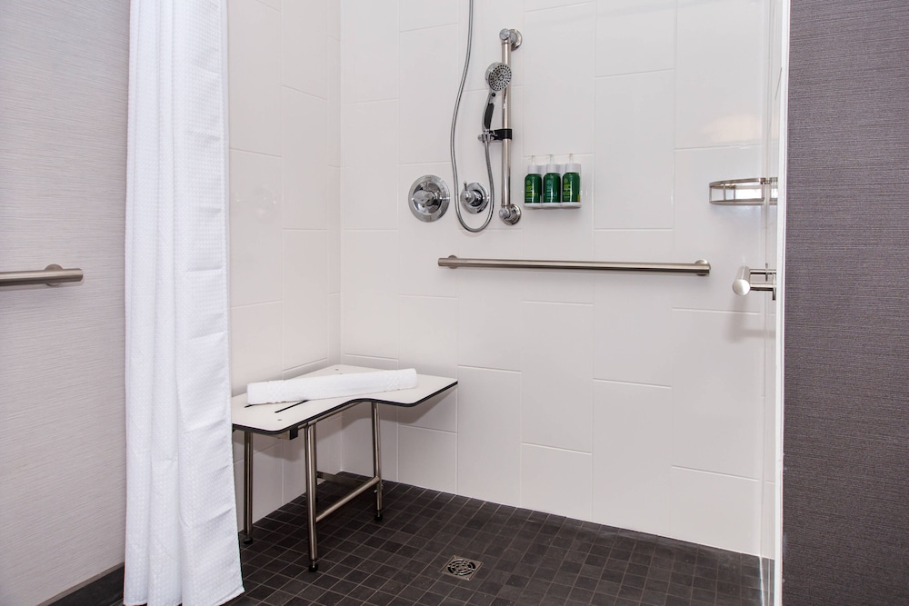 Courtyard by Marriott Rapid City 9/41