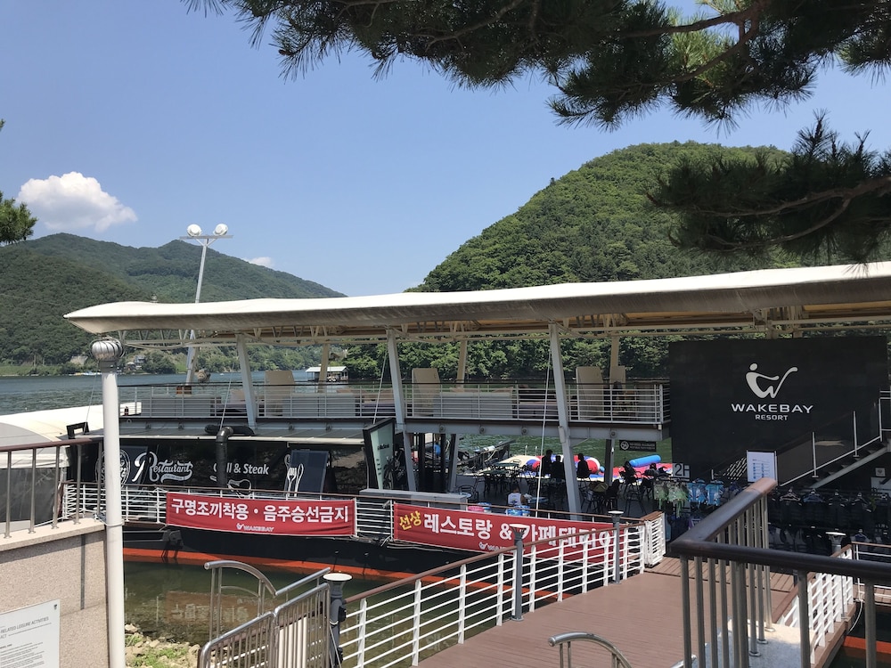 Gapyeong Apple Lodge Pension 5/50