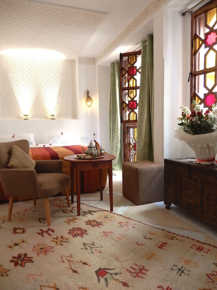 Riad Carina 65/75