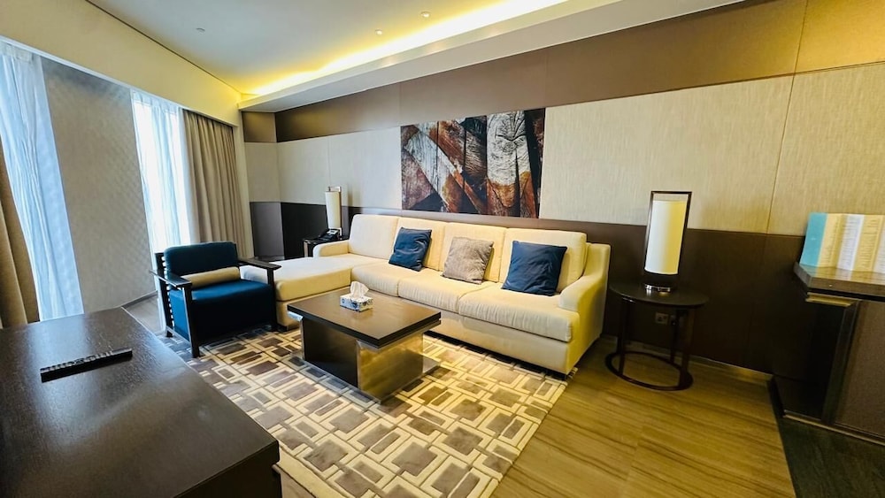 Hyatt Regency Dubai Creek Heights 47/72