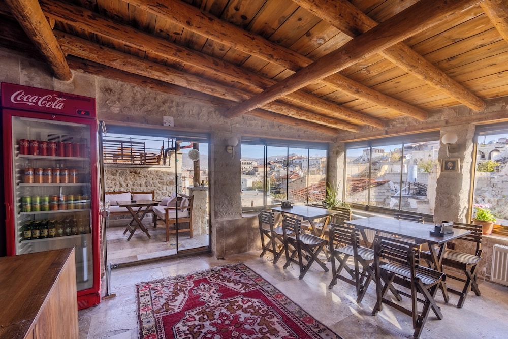 Zula Cave House 30/47