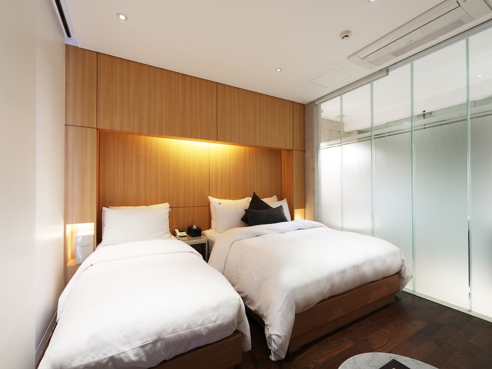 PREMIUM, TWIN BEDS