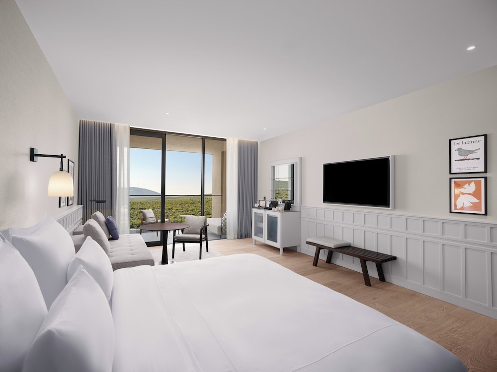Deluxe, Single Bed, Garden View, Sofa