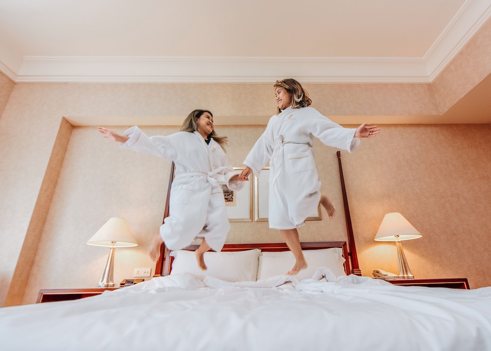Ritz Carlton Jakarta Mega Kuningan Hotel 24/52