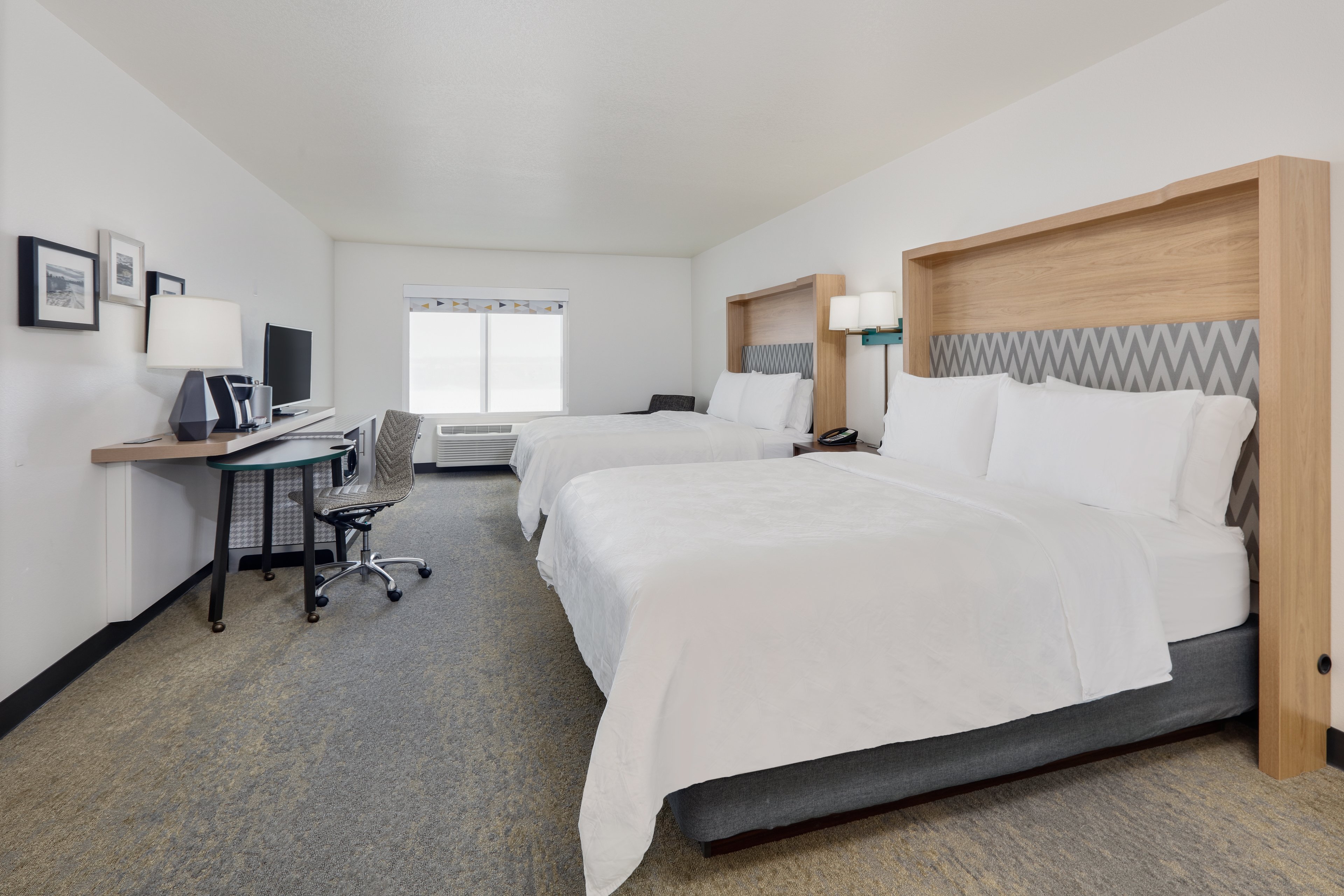 Holiday Inn Twin Falls 12/38