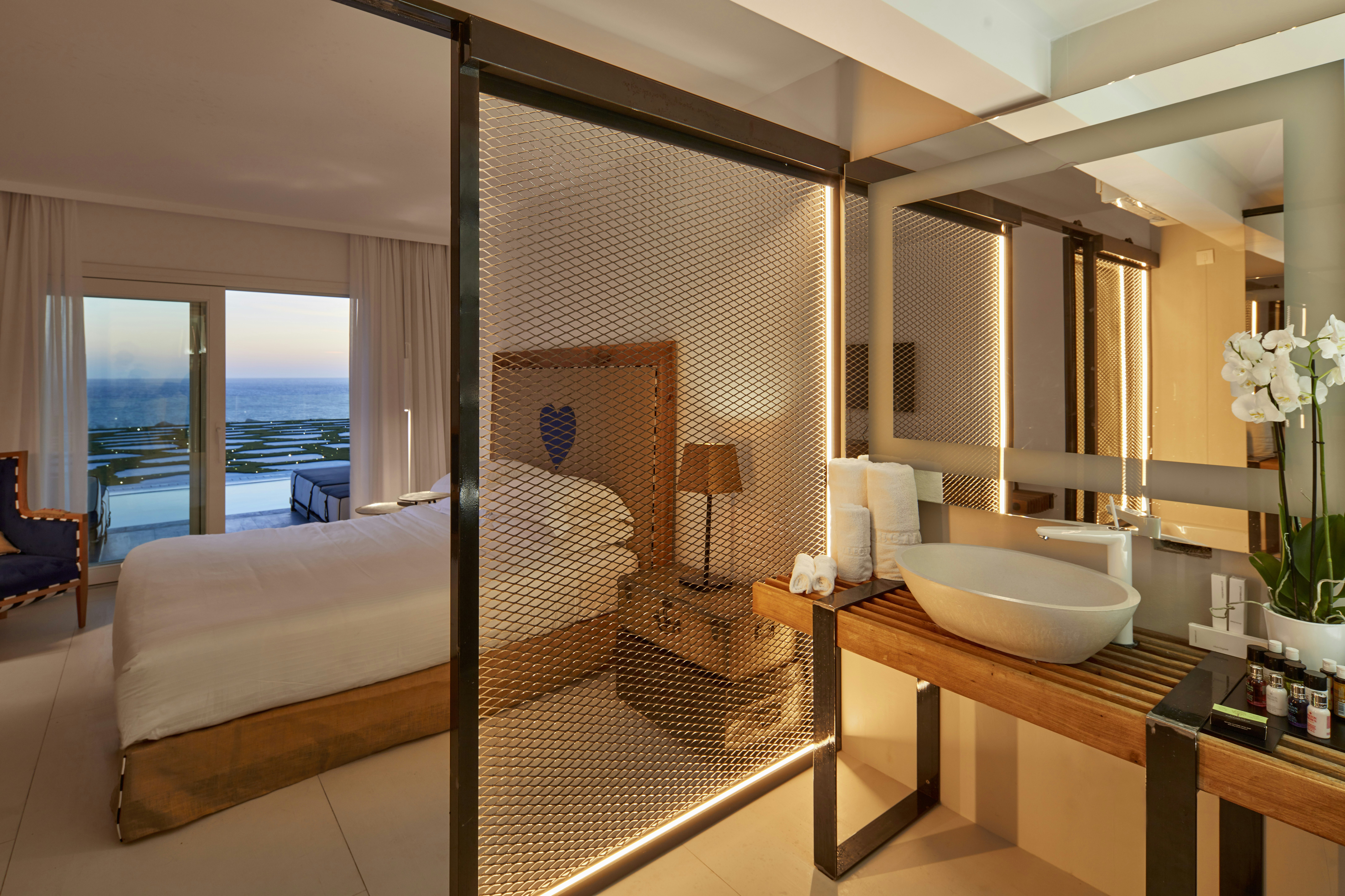 Royal Myconian - Leading Hotels Of The World 35/37