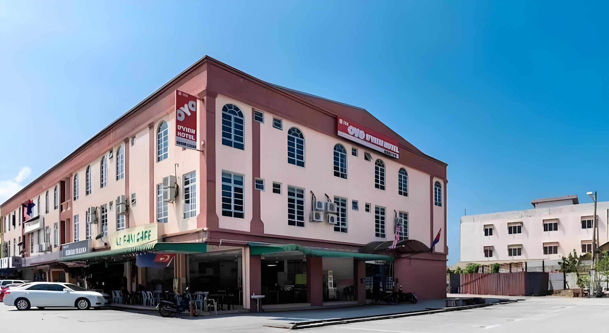 D View Hotel 77/78