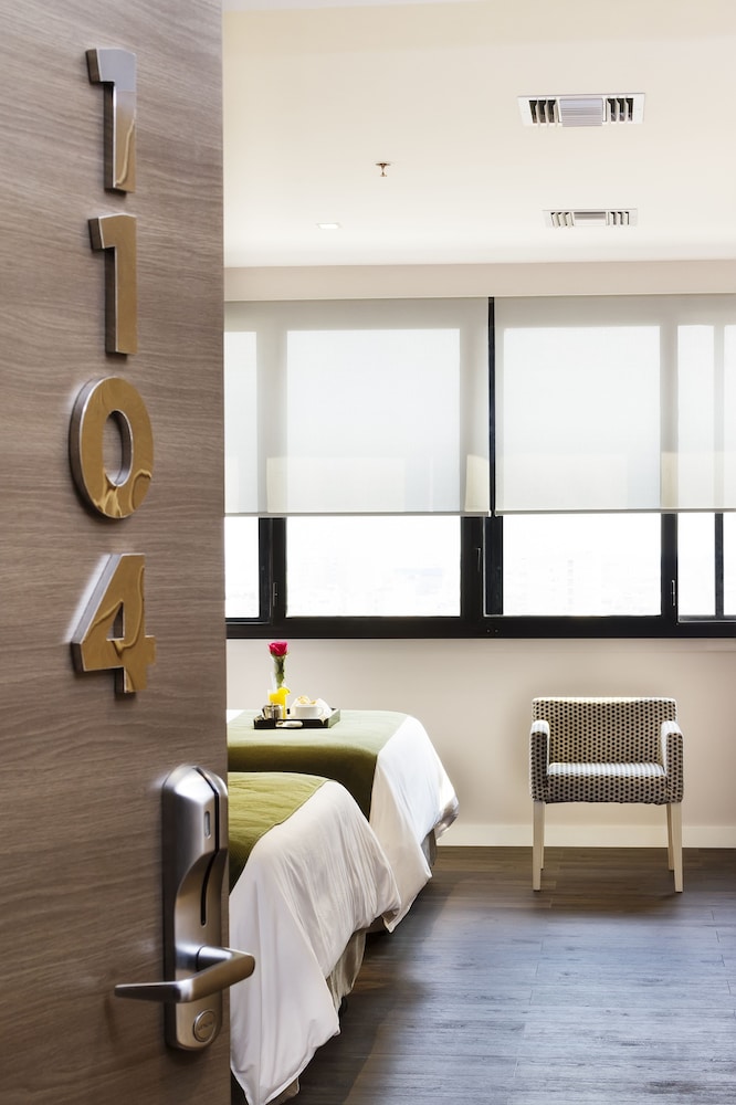 UNIPARK HOTEL 33/66
