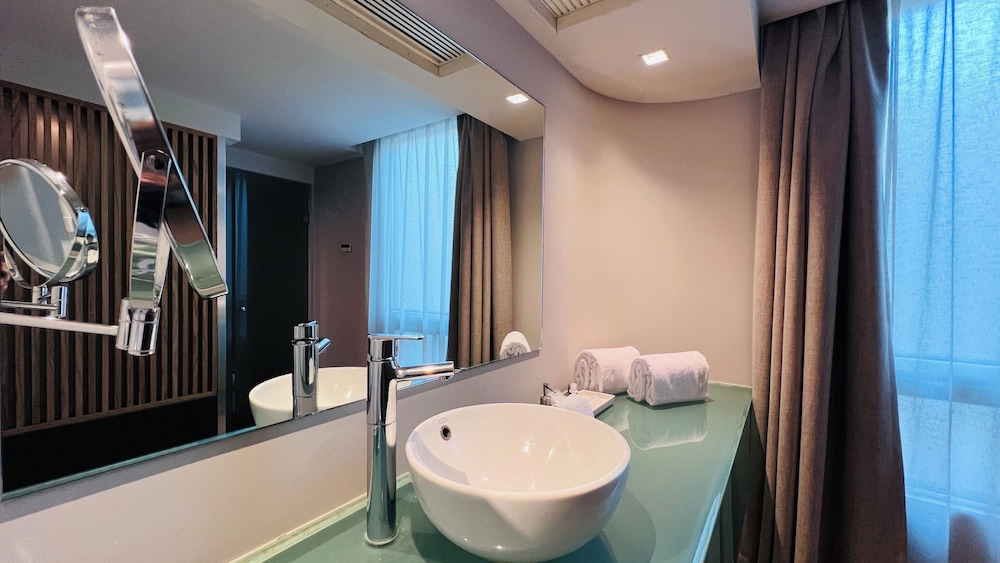 Ramada by Wyndham Mexico City Santa Fe 55/55