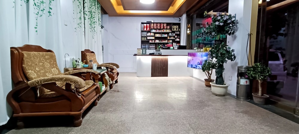 Qufu Garden Hotel 25/50