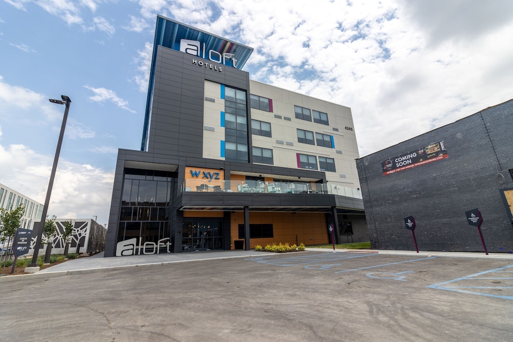 Aloft St. Louis Cortex photo4