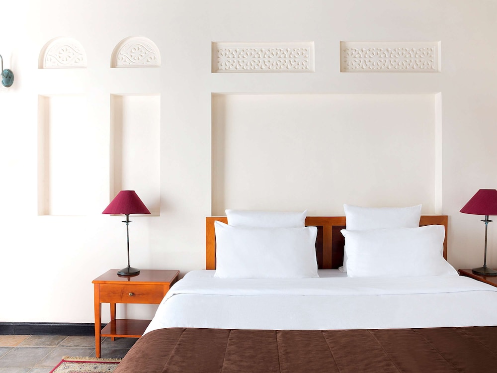 Novotel Al Dana Resort 29/75
