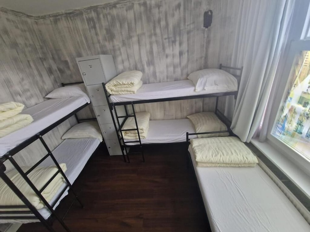 Amigo Budget Hotel 27/50