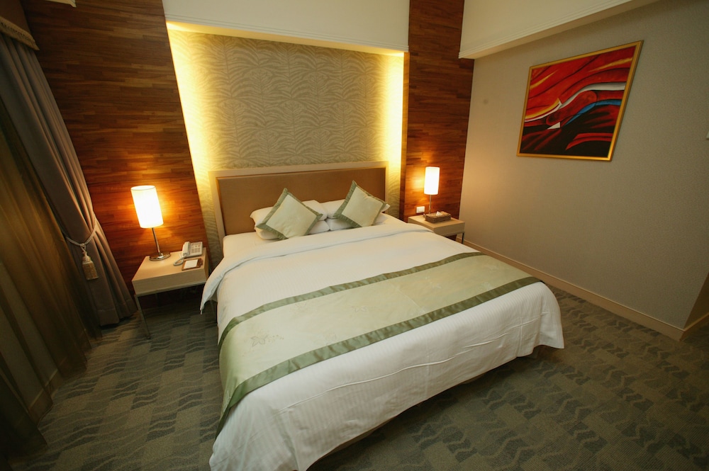 STANDARD, DOUBLE BED