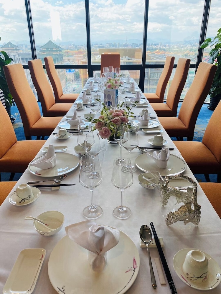Peace Hotel Beijing(ex Novotel Peace Hotel Beijing) 50/71