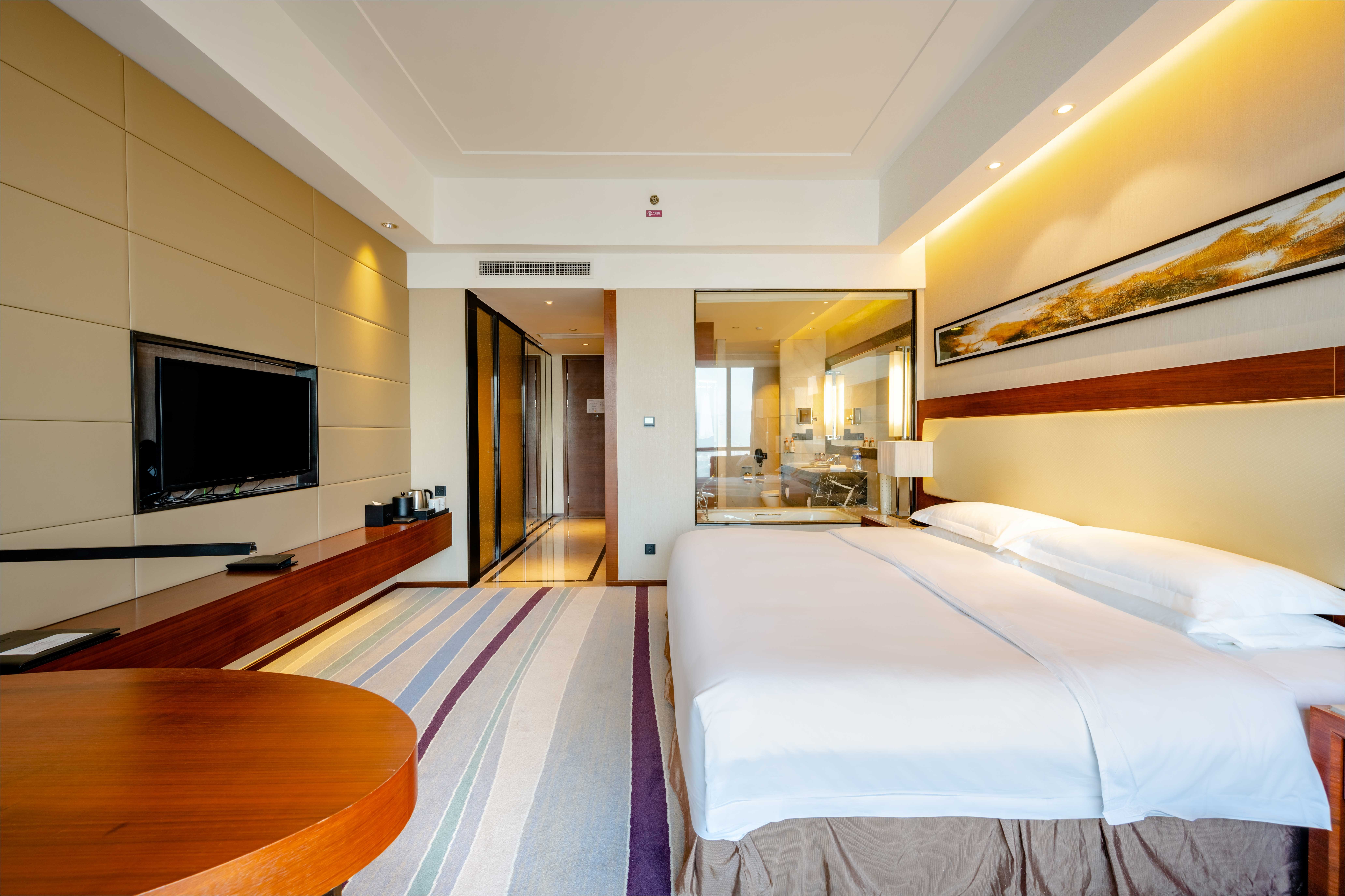CROWNE PLAZA WUXI TAIHU 20/76