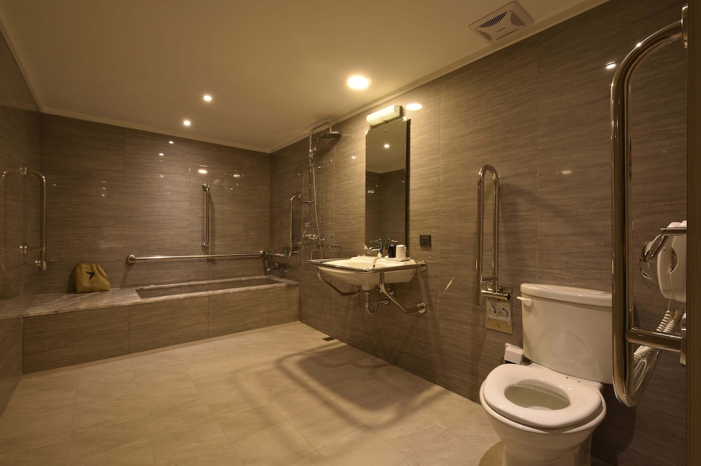 Green World Hotels Zhongxiao Taipei 49/50