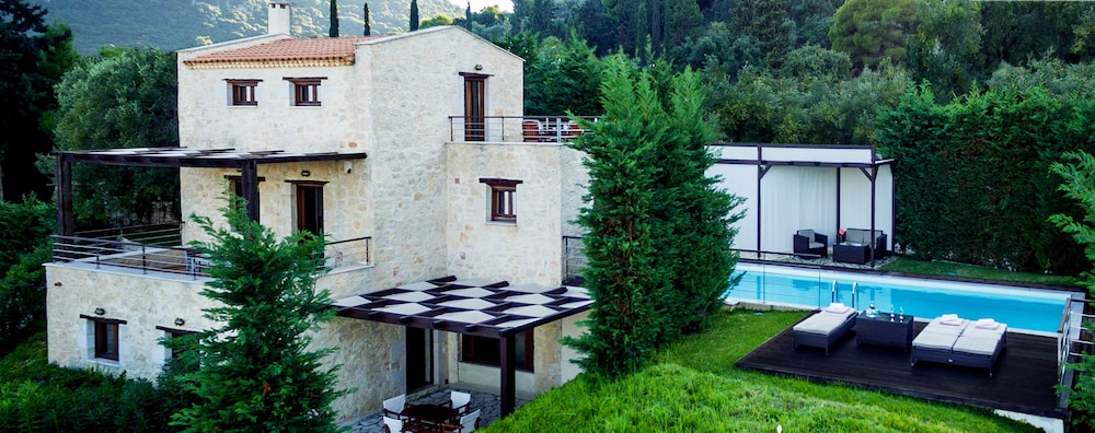Exensian Villas & Suites 29/44