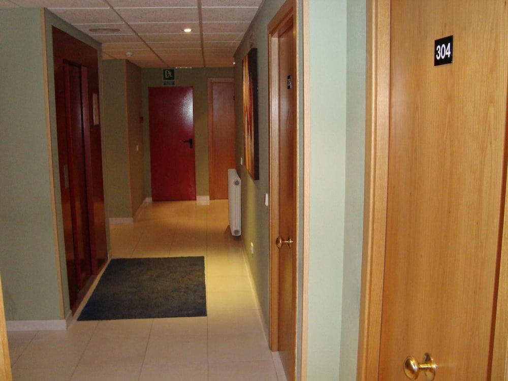 Hotel Guineu 11/54