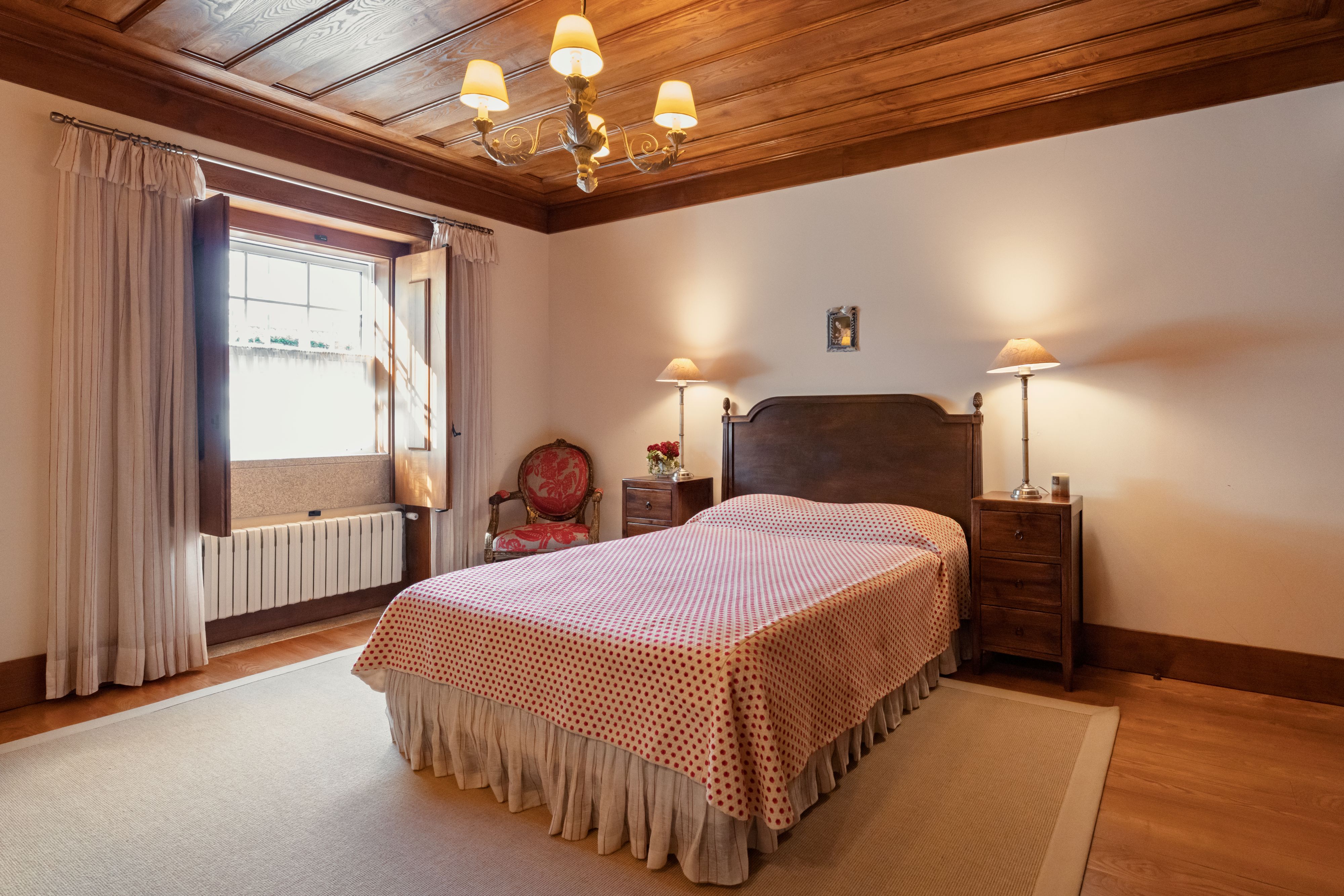 4 Bedrooms, Apartment
