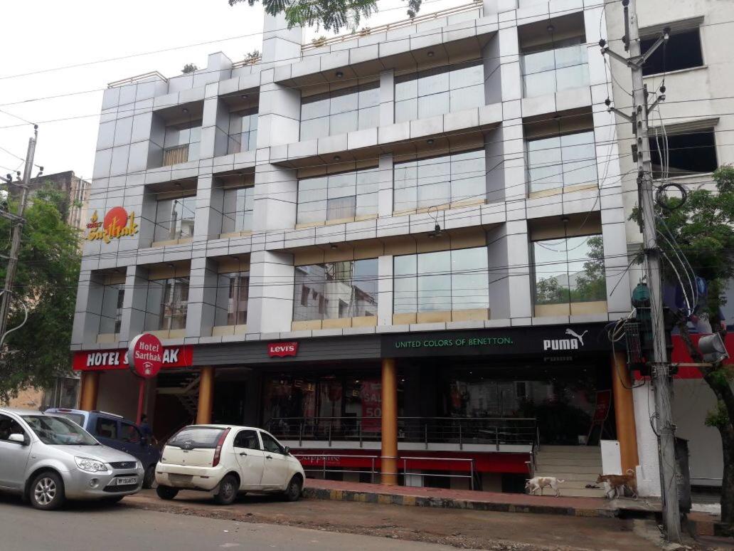 Hotel Sarthak 35/36