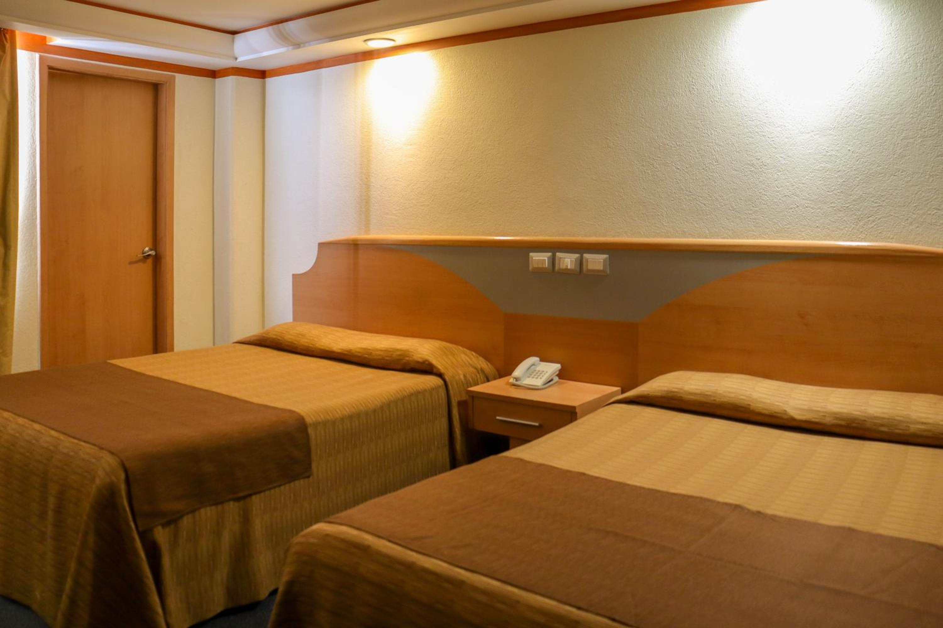 غرفة بسريرين مزدوجين، Hotel Milan 3/4