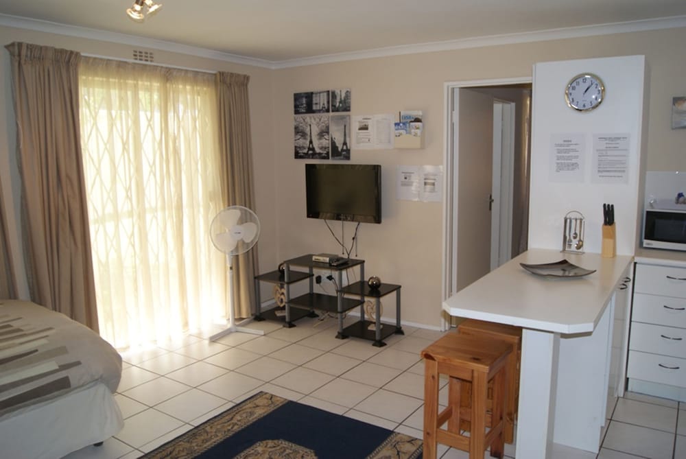 Serengeti Self Catering Units 29/34
