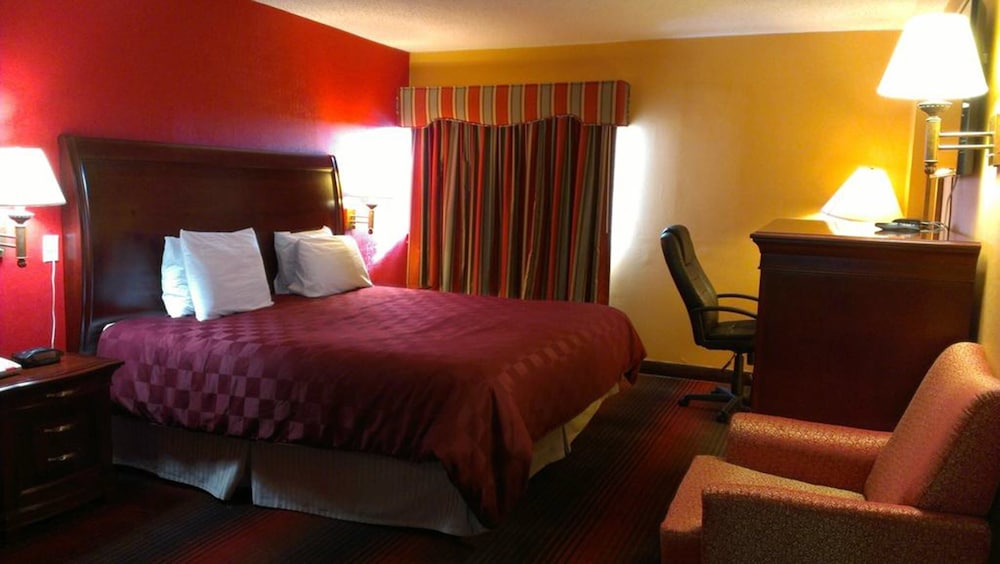 Ramada by Wyndham East Orange 8/24