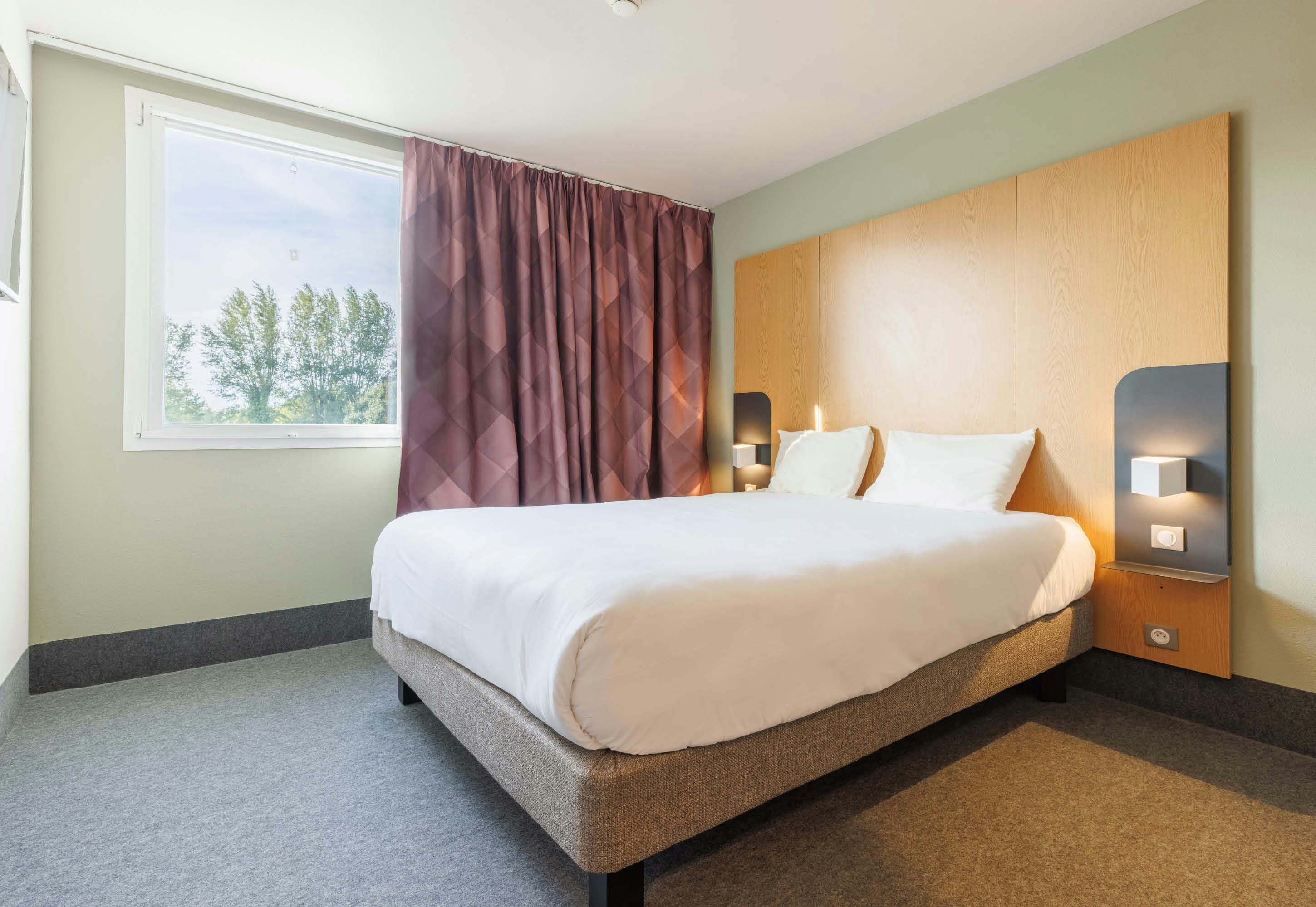 B&B Hotel Clermont Ferrand Nord Riom 14/47