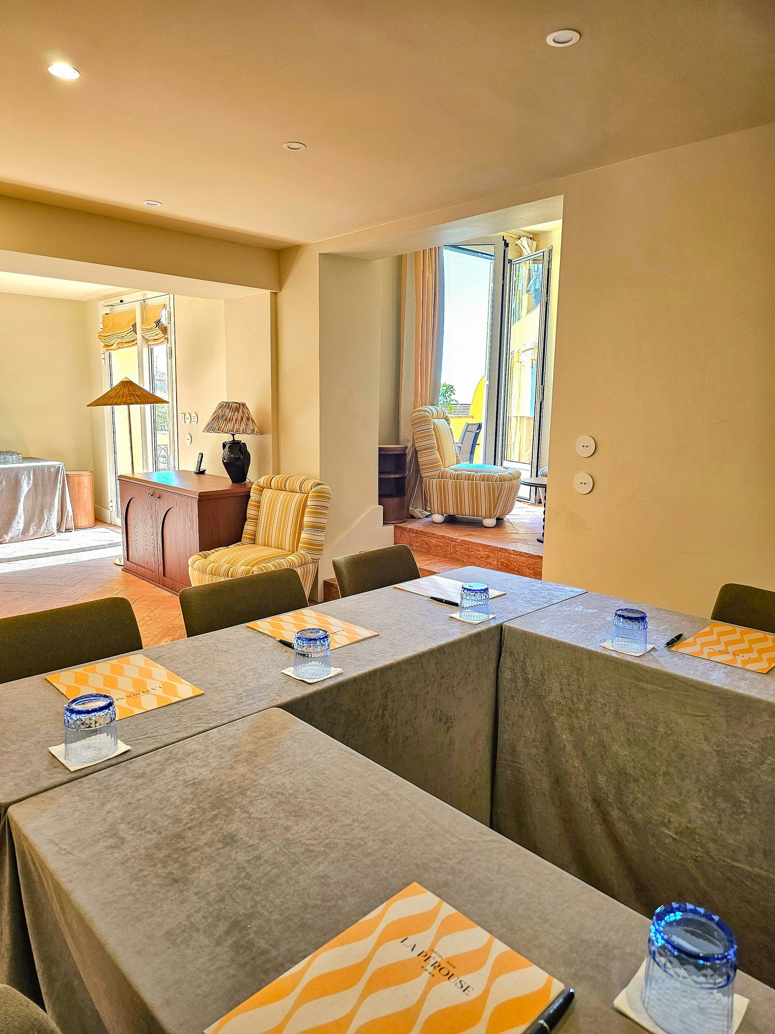 Hotel La Perouse Nice 31/69