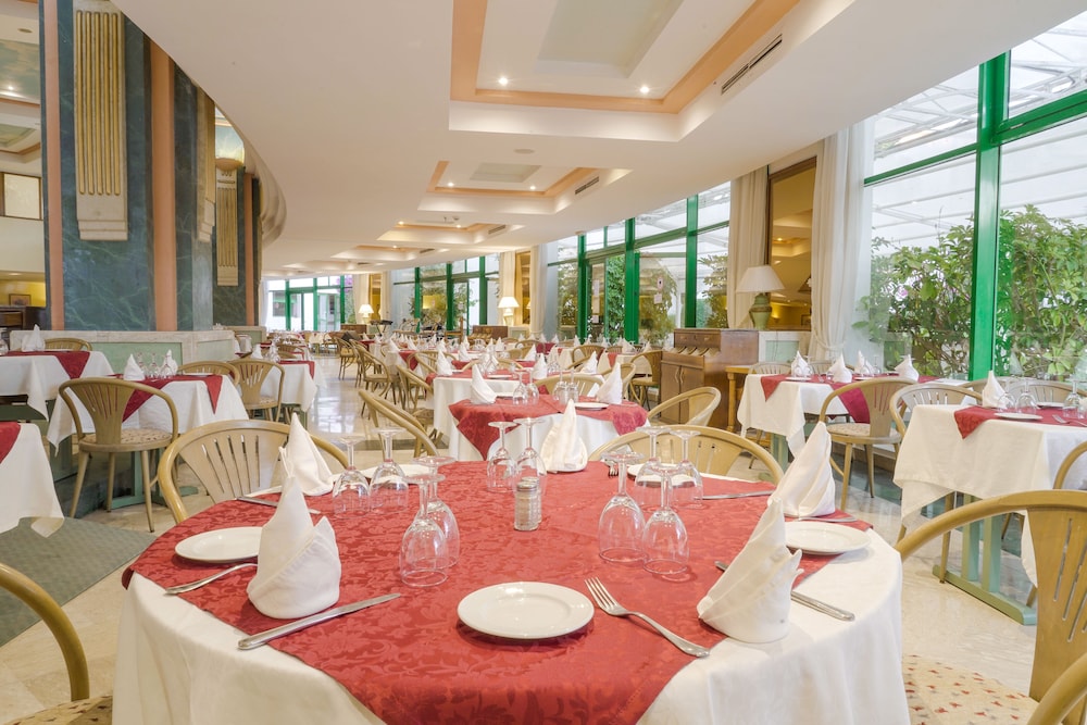 Agadir Beach Club 34/50