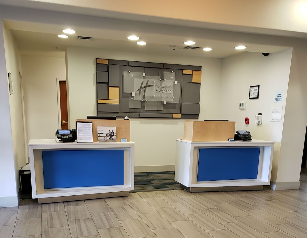 Holiday Inn Express Hotel And Suites Mount Airy 4/60
